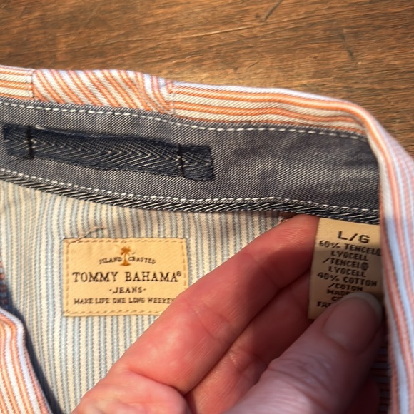 Mens Tommy Bahama button down - Picture 5 of 9